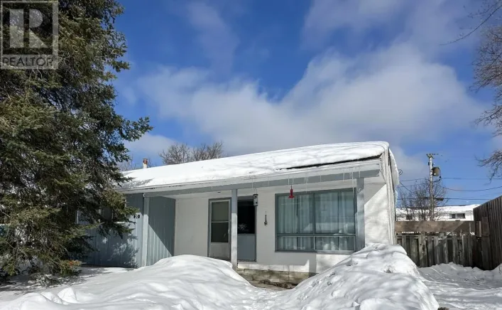 20 Poplar AVE, Ear Falls