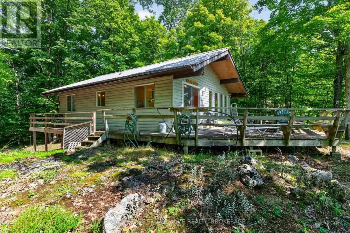 20 PORCUPINE ISLAND, Frontenac