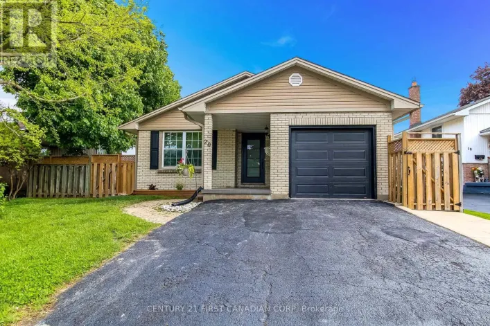 20 RENNY CRESCENT, London South