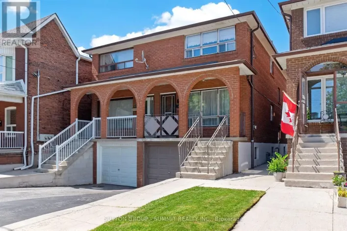 20 RUTLAND STREET, Toronto