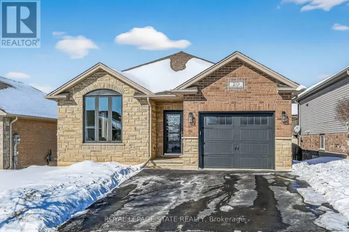 20 SCHERTZBERG LANE, Brantford
