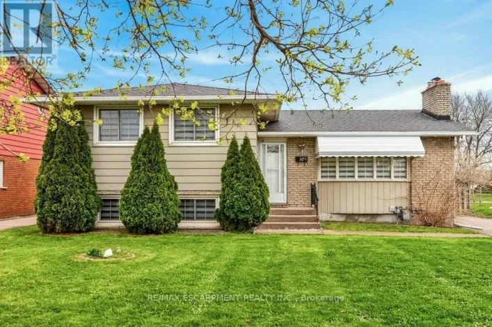 20 ST. CHARLES DRIVE, Thorold