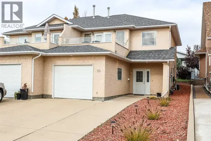 20 Taylor Mews SE, Medicine Hat