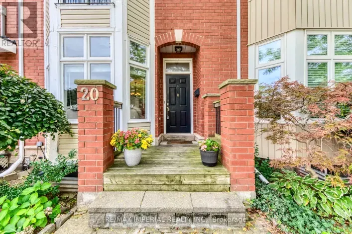 20 THE GREENERY, Oakville