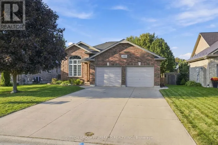 House for sale: 20 TURNBERRY DRIVE, Thames Centre