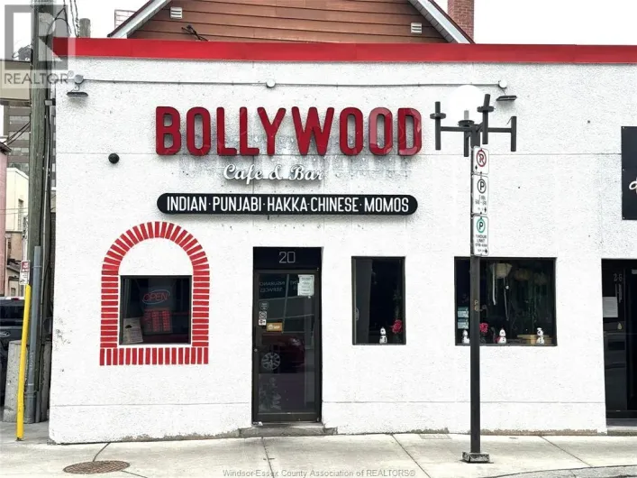 20 UNIVERSITY AVENUE East, Windsor