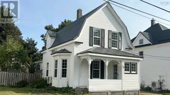 20 Victoria Avenue, Stellarton