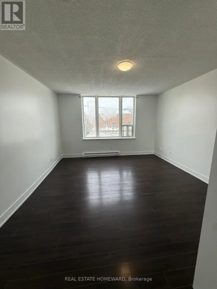 200 - 158 MAIN STREET, Toronto