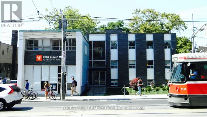 200 - 226 BATHURST STREET, Toronto