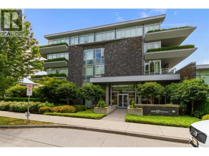 200 866 ARTHUR ERICKSON PLACE, West Vancouver