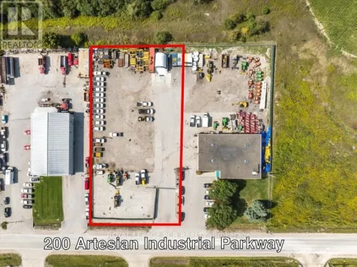 200 ARTESIAN IND PARKWAY, Bradford West Gwillimbury