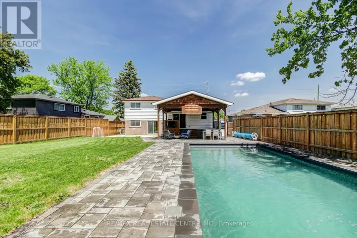 200 DELREX BOULEVARD, Halton Hills