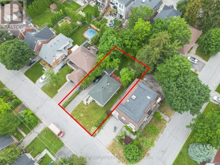 200 ELMHURST AVENUE, Toronto