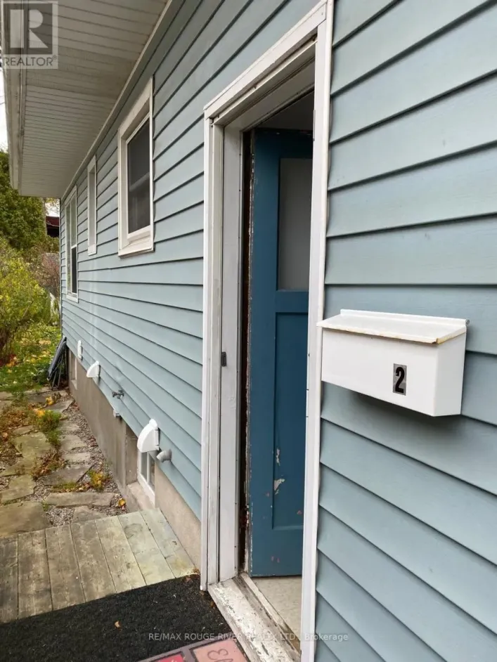 200 TRENT STREET E, Whitby