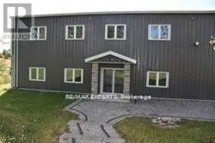 2000 DAVIS DRIVE W, King