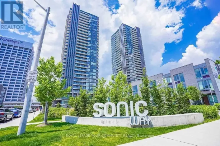 2001 - 2 SONIC WAY, Toronto