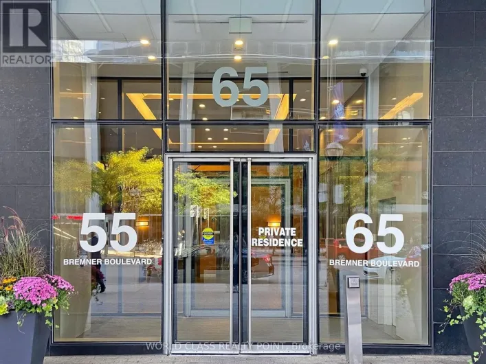 2001 - 55 BREMNER BOULEVARD, Toronto