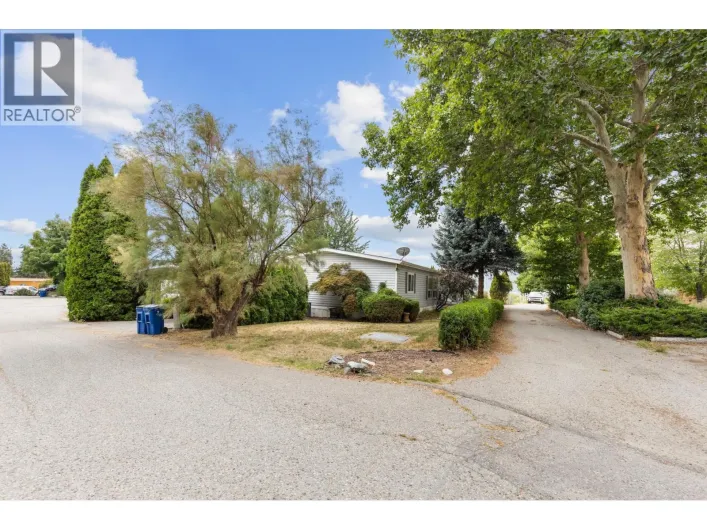 2001 Highway 97 S Unit# 214, West Kelowna