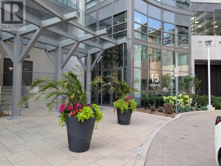 2002 - 15 LEGION ROAD, Toronto