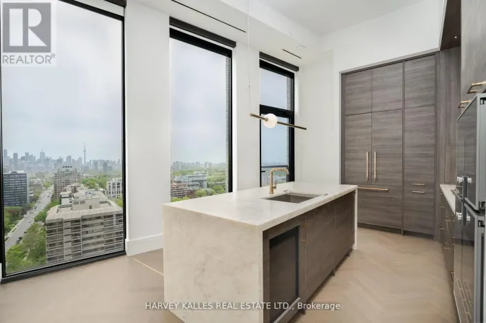 2002 - 215 LONSDALE ROAD, Toronto