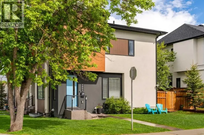2002 35 Street SW, Calgary