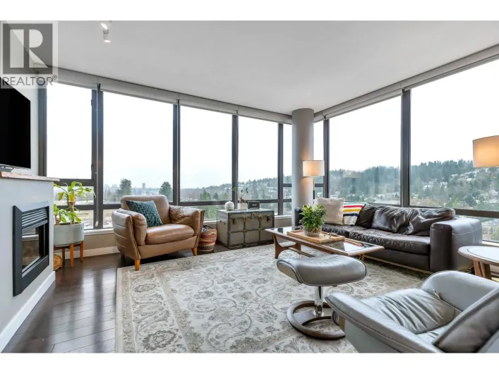 2002 400 CAPILANO ROAD, Port Moody