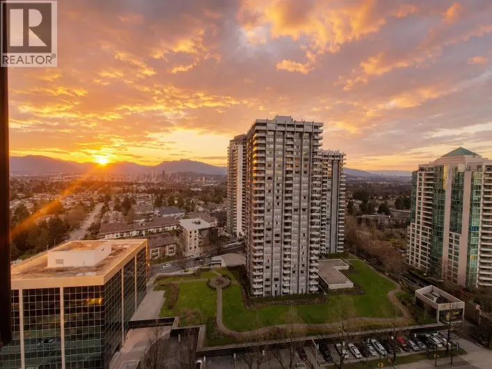 2002 5885 OLIVE AVENUE, Burnaby