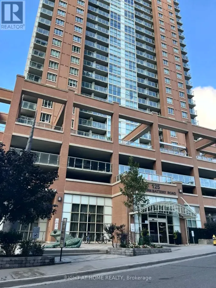 2003 - 125 WESTERN BATTERY ROAD, Toronto