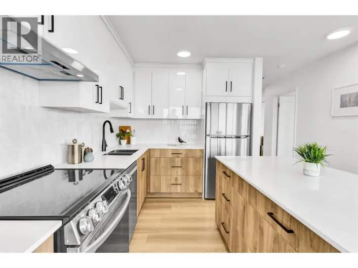 2003 6540 BURLINGTON AVENUE, Burnaby