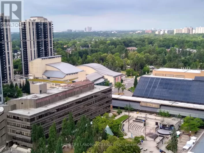 2003 - 8 HILLCREST AVENUE, Toronto