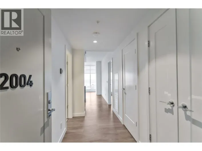 2004 1045 AUSTIN AVENUE, Coquitlam