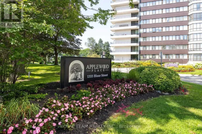 2004 - 1333 BLOOR STREET, Mississauga