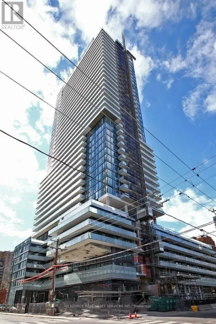 2004 - 161 ROEHAMPTON AVENUE, Toronto
