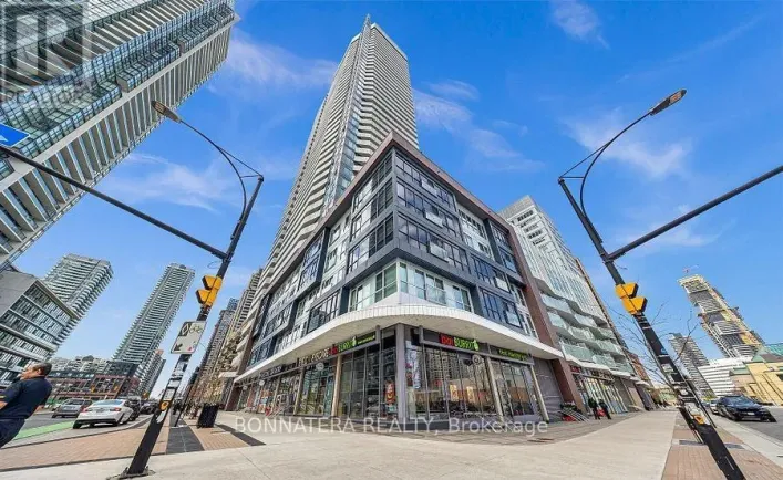 2004 - 4065 CONFEDERATION PARKWAY, Mississauga