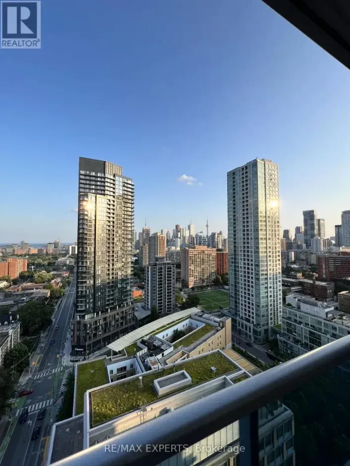 2004 - 500 SHERBOURNE STREET, Toronto