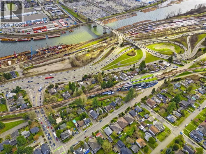 2005 MARINE WAY, New Westminster