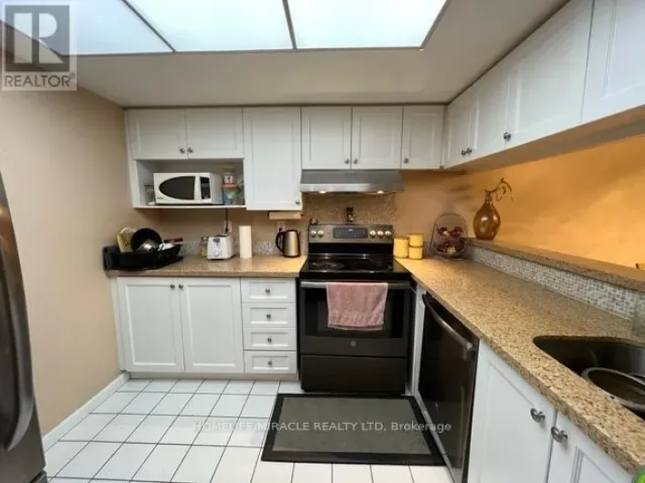 2006 - 550 WEBB DRIVE, Mississauga