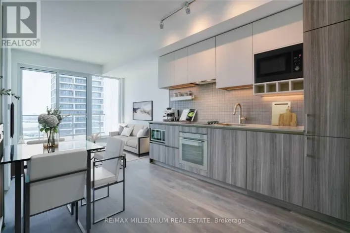 2006 - 898 PORTAGE PARKWAY, Vaughan