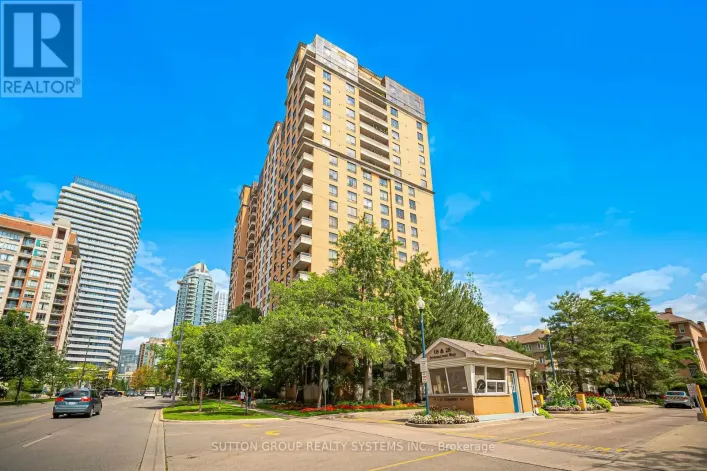 2007 - 18 SOMMERSET WAY, Toronto