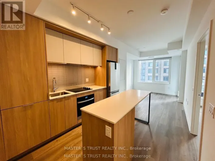 2007 - 395 SQUARE ONE DRIVE, Mississauga