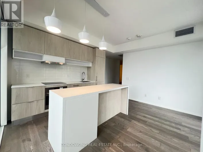 2007 - 5 SOUDAN AVENUE, Toronto