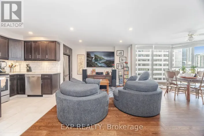 2007 - 55 CENTRE AVENUE, Toronto