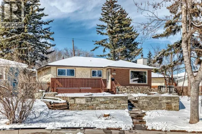 2007 Cottonwood Crescent SE, Calgary