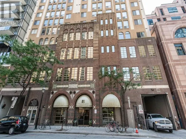 2008 - 25 GRENVILLE STREET, Toronto