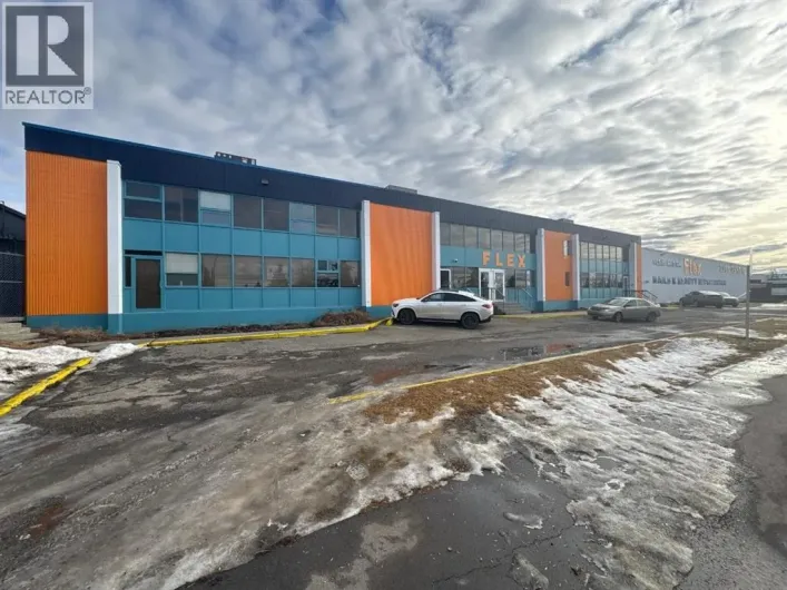 2008 48 Street SE, Calgary