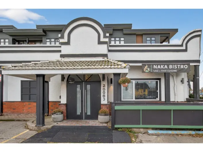 20080 FRASER HIGHWAY, Langley