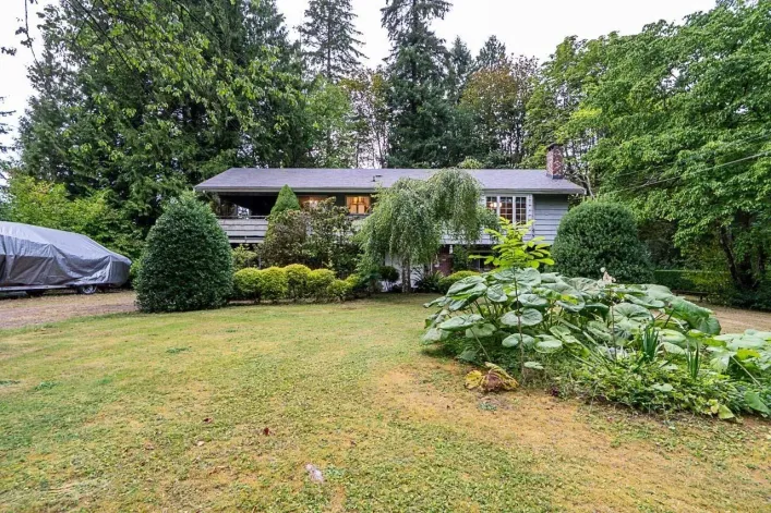 20088 FERNRIDGE CRESCENT, Langley