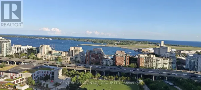 2009 - 15 ICEBOAT TERRACE, Toronto