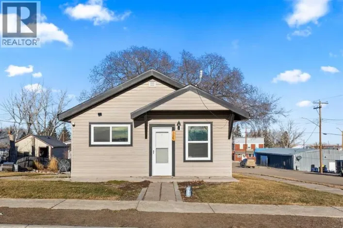 201 1 Street S, Milo