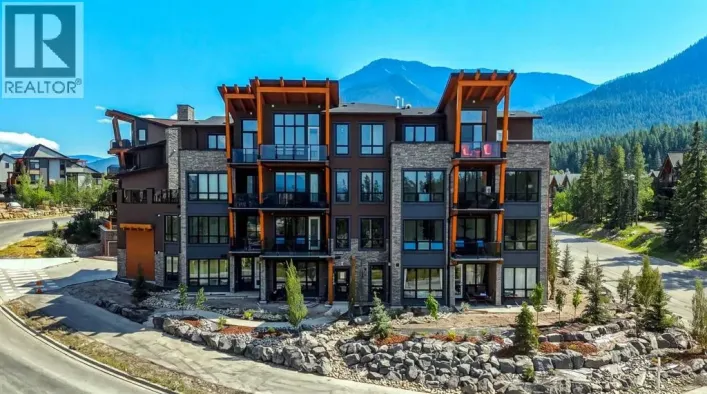 201, 101H Stewart Creek Rise, Canmore